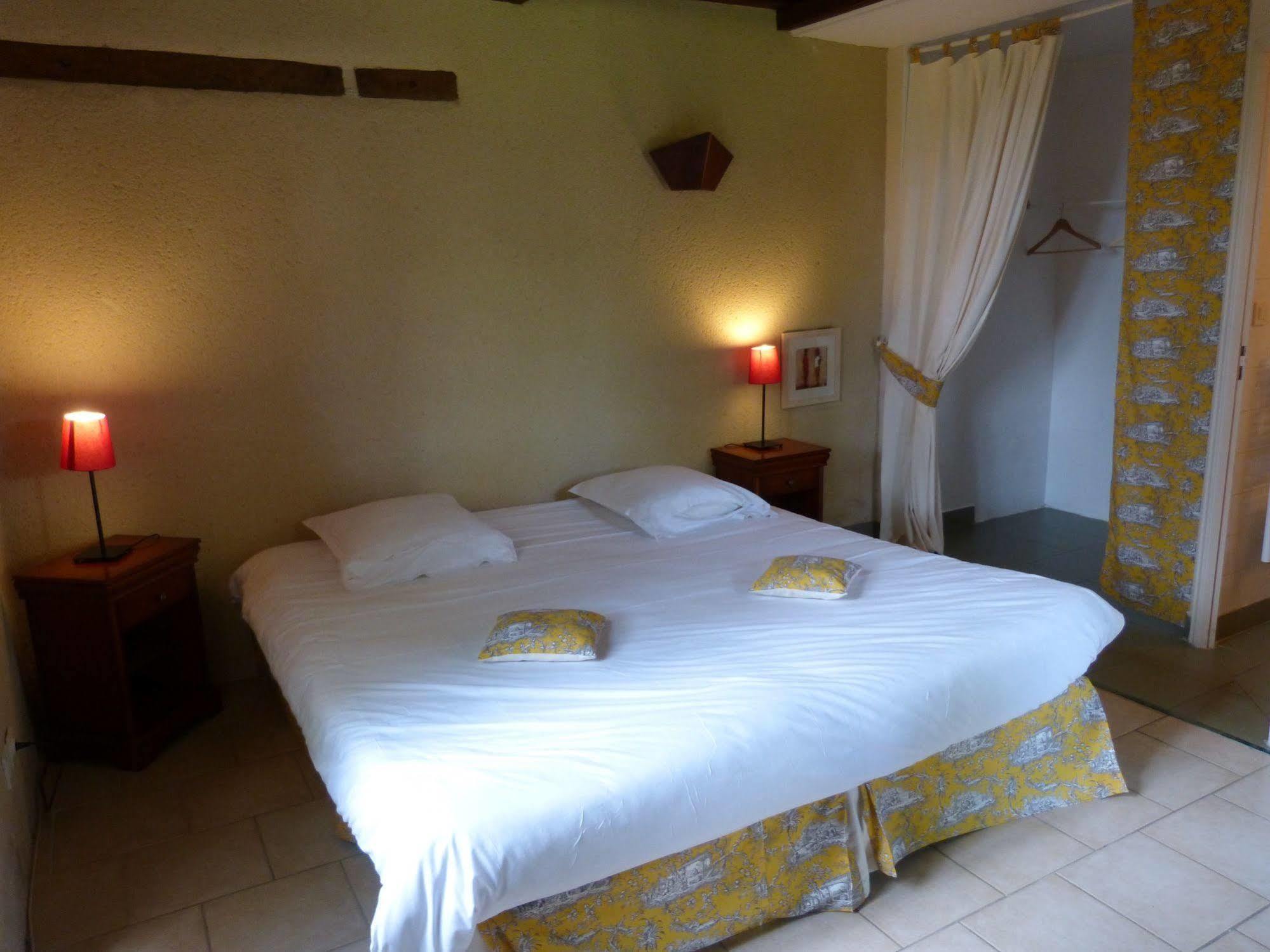 Hotel Anjou Golf And Country Club Champigné Esterno foto