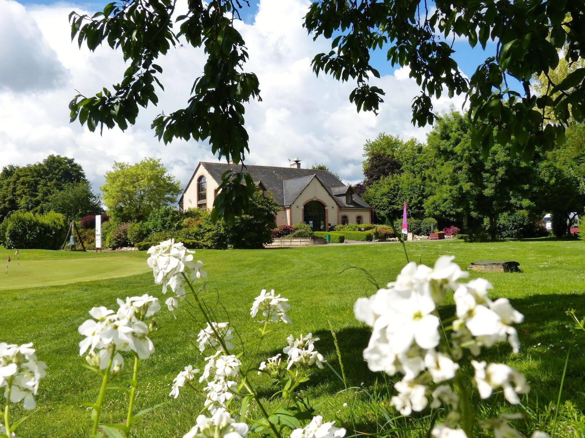 Hotel Anjou Golf And Country Club Champigné Esterno foto