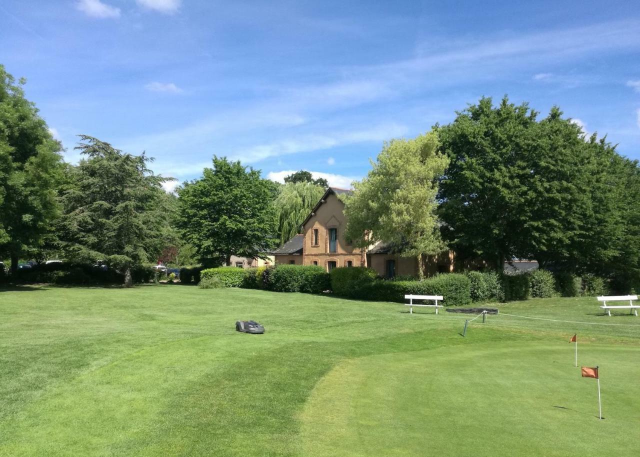Hotel Anjou Golf And Country Club Champigné Esterno foto