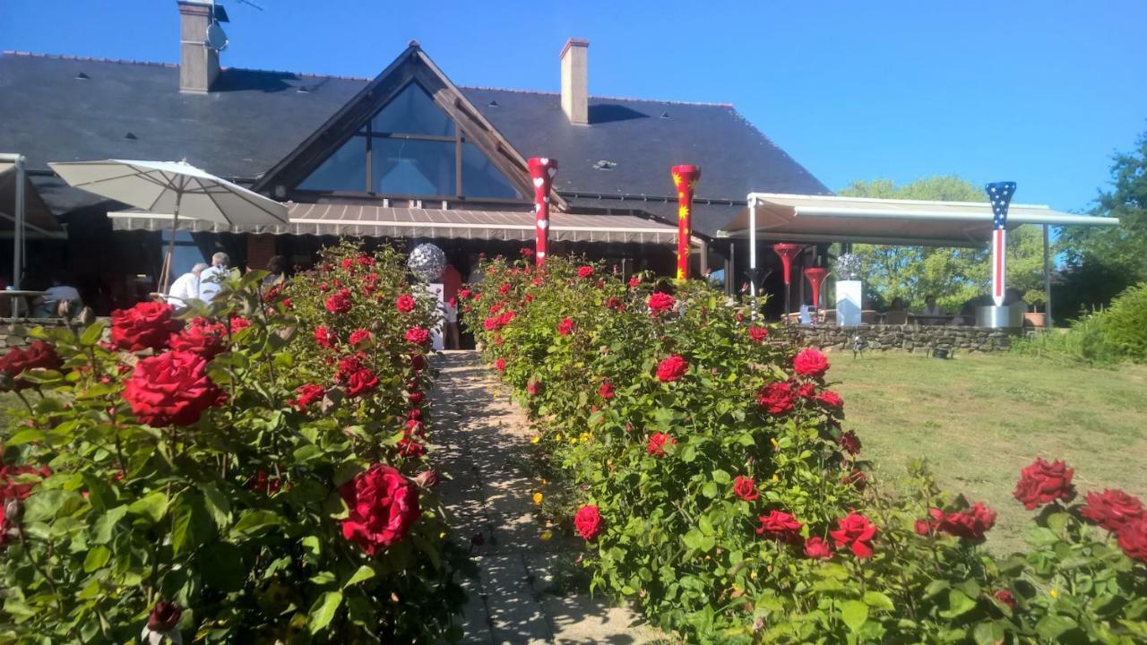 Hotel Anjou Golf And Country Club Champigné Esterno foto